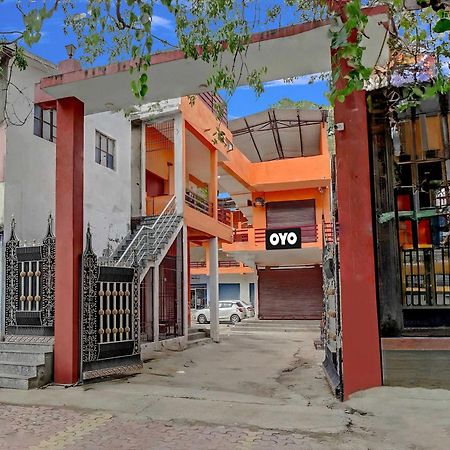Oyo Flagship 81389 Hotel Siddhi Vinayak Motihari Eksteriør billede